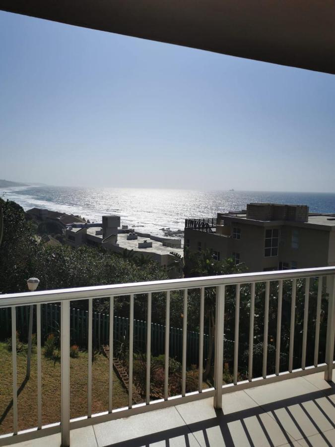 84 Camarque Umdloti Beach Экстерьер фото