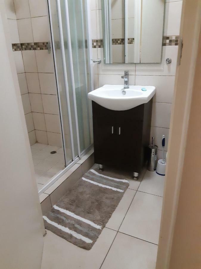 84 Camarque Umdloti Beach Экстерьер фото